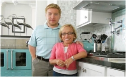 Stars of The Little Couple TV show Announce Rocky and Maggie’s Pet Shop
