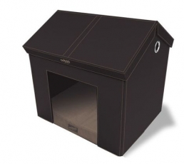Ooboo Designs accommodates Fido with an indoor house of his or her own